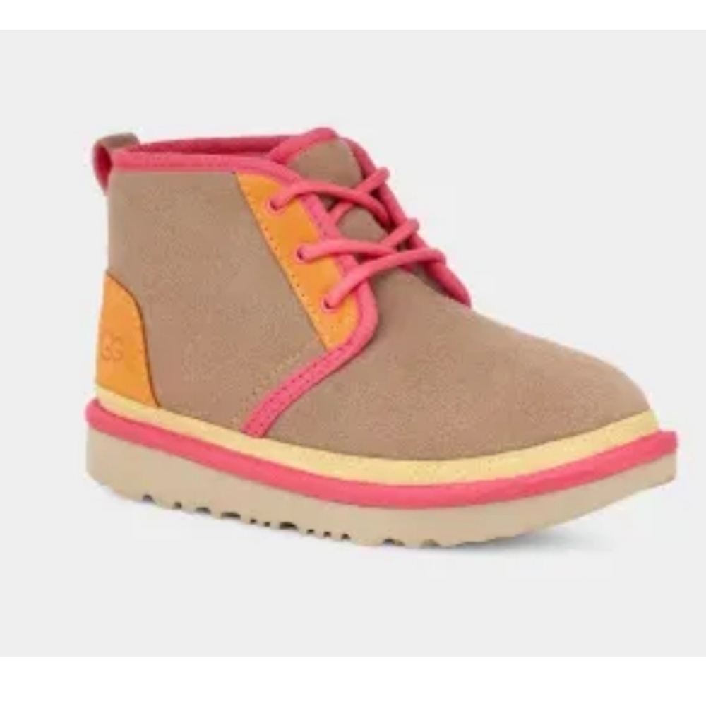 UGG Big KidsNeumel II Boot